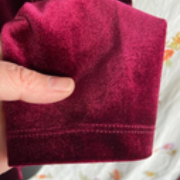 Whimsygoth INC Burgundy Velvet Peep Hole Front Long Sleeve L Y2K 90s Vampirecore - Picture 3 of 5